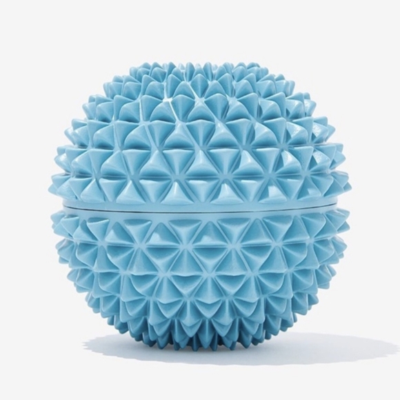 Vibrating Massage Ball - Picture 2 of 6